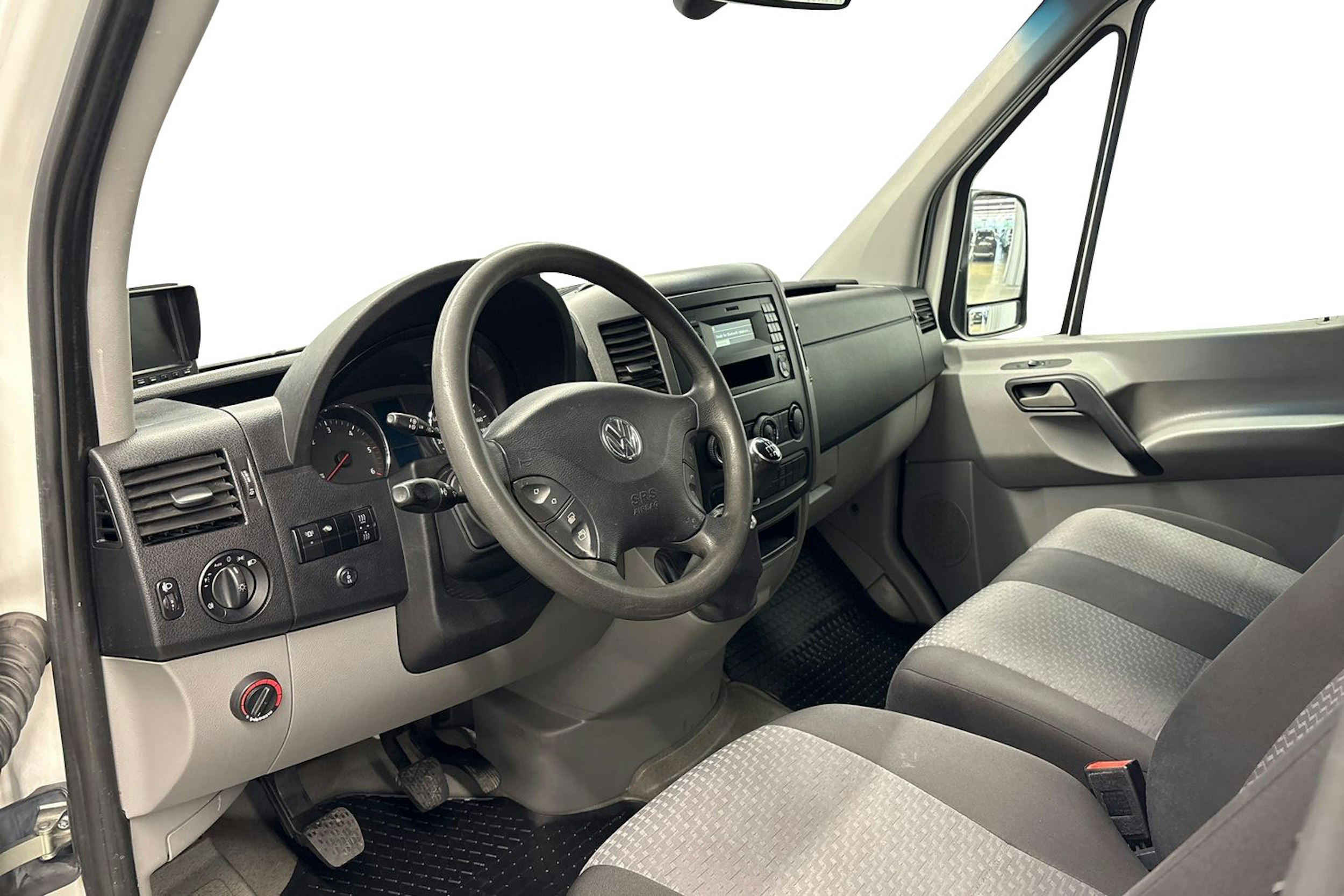 valkoinen Volkswagen Crafter 2015 kuva 6.