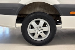valkoinen Volkswagen Crafter 2015 kuva 9.