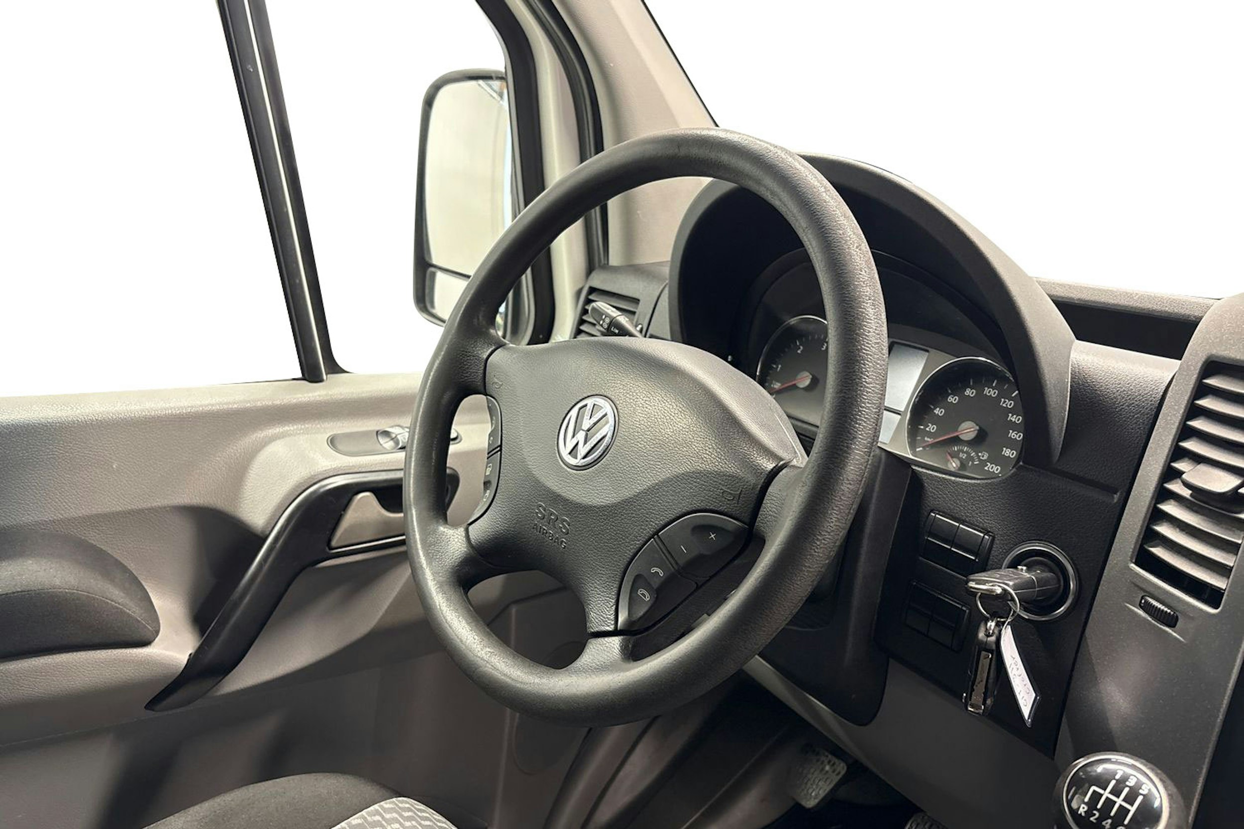 valkoinen Volkswagen Crafter 2015 kuva 10.