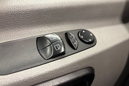 valkoinen Volkswagen Crafter 2015 kuva 19.