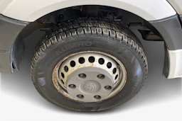 valkoinen Volkswagen Crafter 2015 kuva 12.