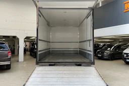 valkoinen Volkswagen Crafter 2015 kuva 13.