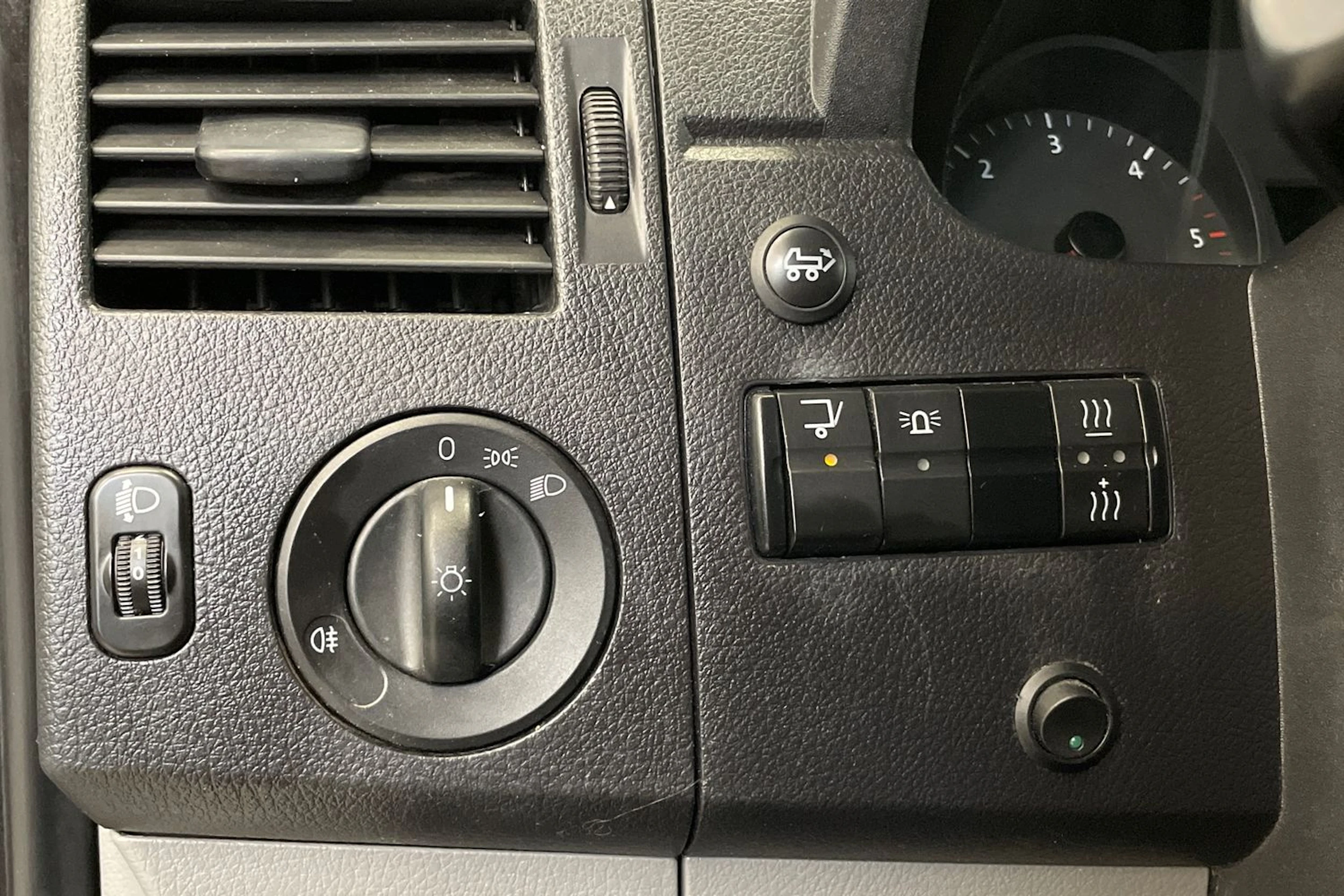 valkoinen Volkswagen Crafter 2015 kuva 17.