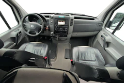 valkoinen Volkswagen Crafter 2015 kuva 7.