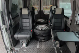 valkoinen Volkswagen Crafter 2015 kuva 10.