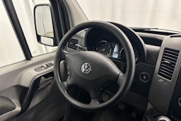 harmaa Volkswagen Crafter 2016 kuva 13.