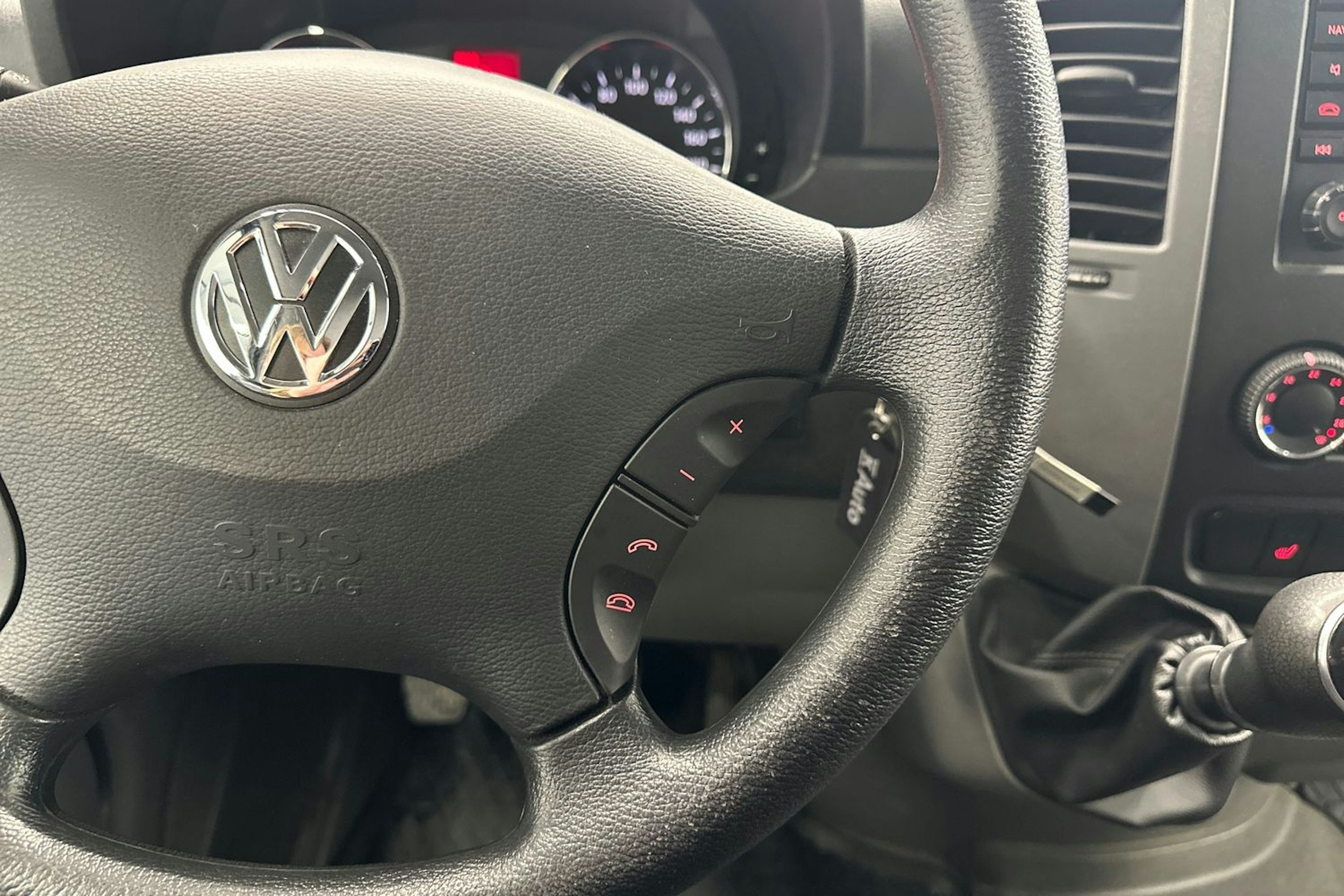 harmaa Volkswagen Crafter 2016 kuva 16.