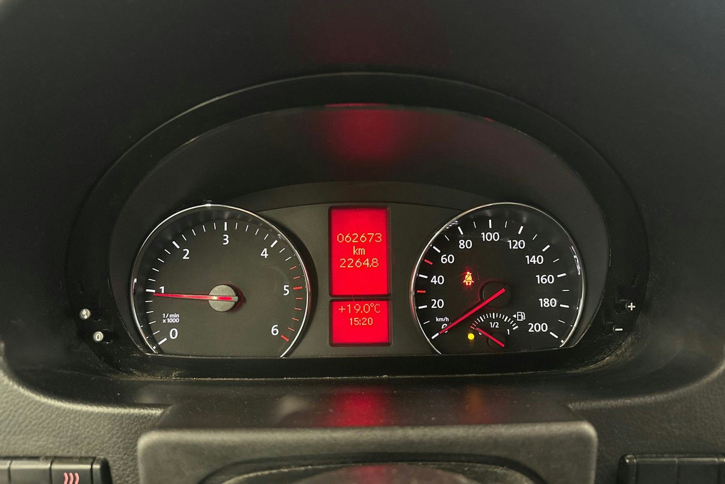 harmaa Volkswagen Crafter 2016 kuva 17.