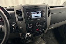 harmaa Volkswagen Crafter 2016 kuva 18.