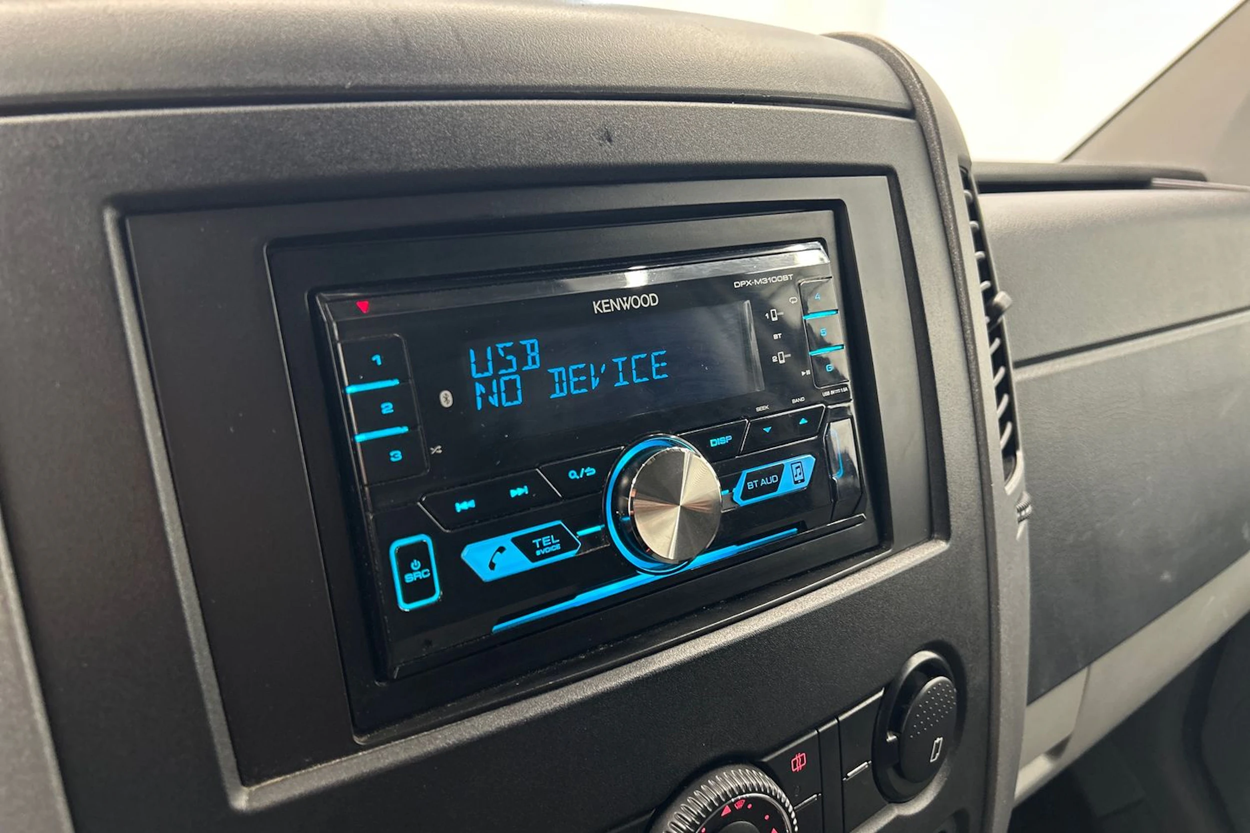valkoinen Volkswagen Crafter 2016 kuva 12.