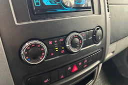 valkoinen Volkswagen Crafter 2016 kuva 13.