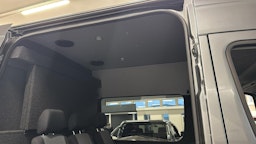 Harmaa Volkswagen Crafter 2016 kuva 10.