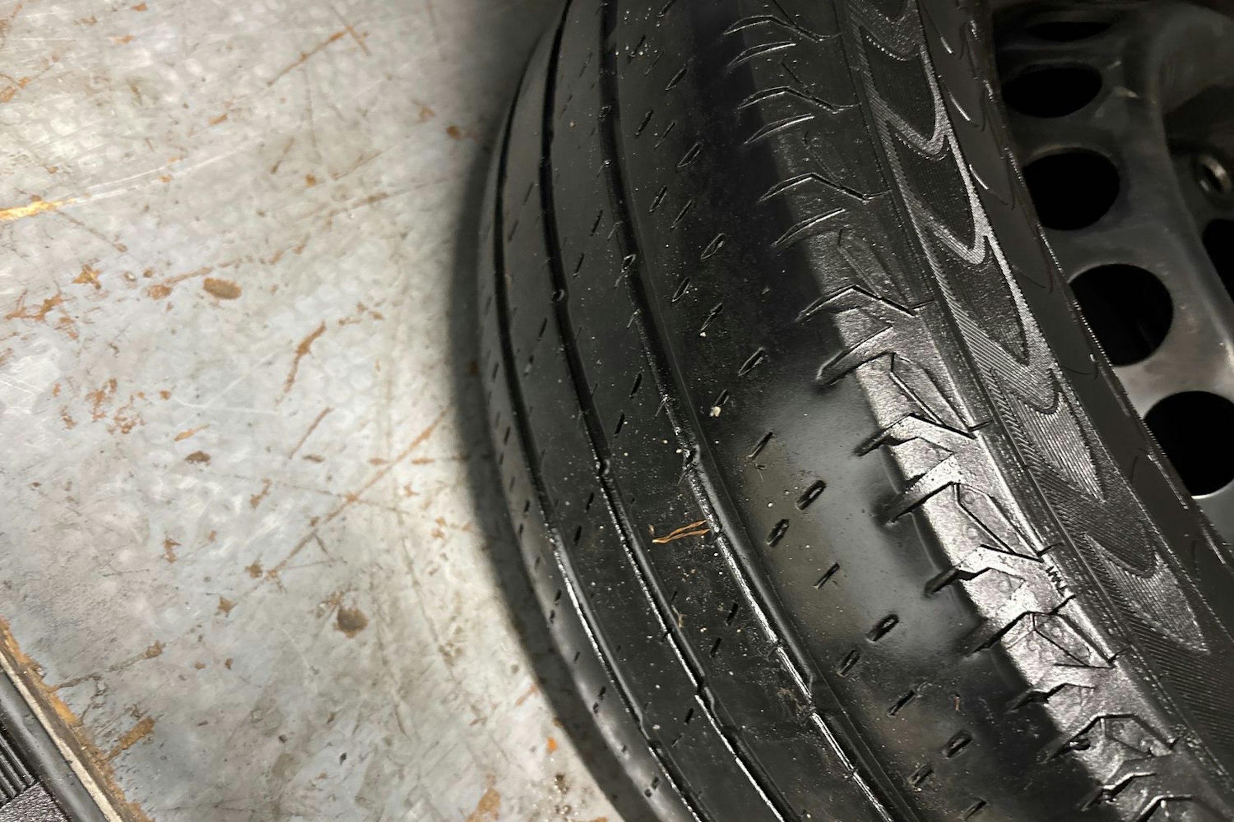 Harmaa Volkswagen Crafter 2016 kuva 13.