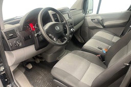 musta Volkswagen Crafter 2016 kuva 7.