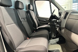 Harmaa Volkswagen CRAFTER 2016 kuva 24.