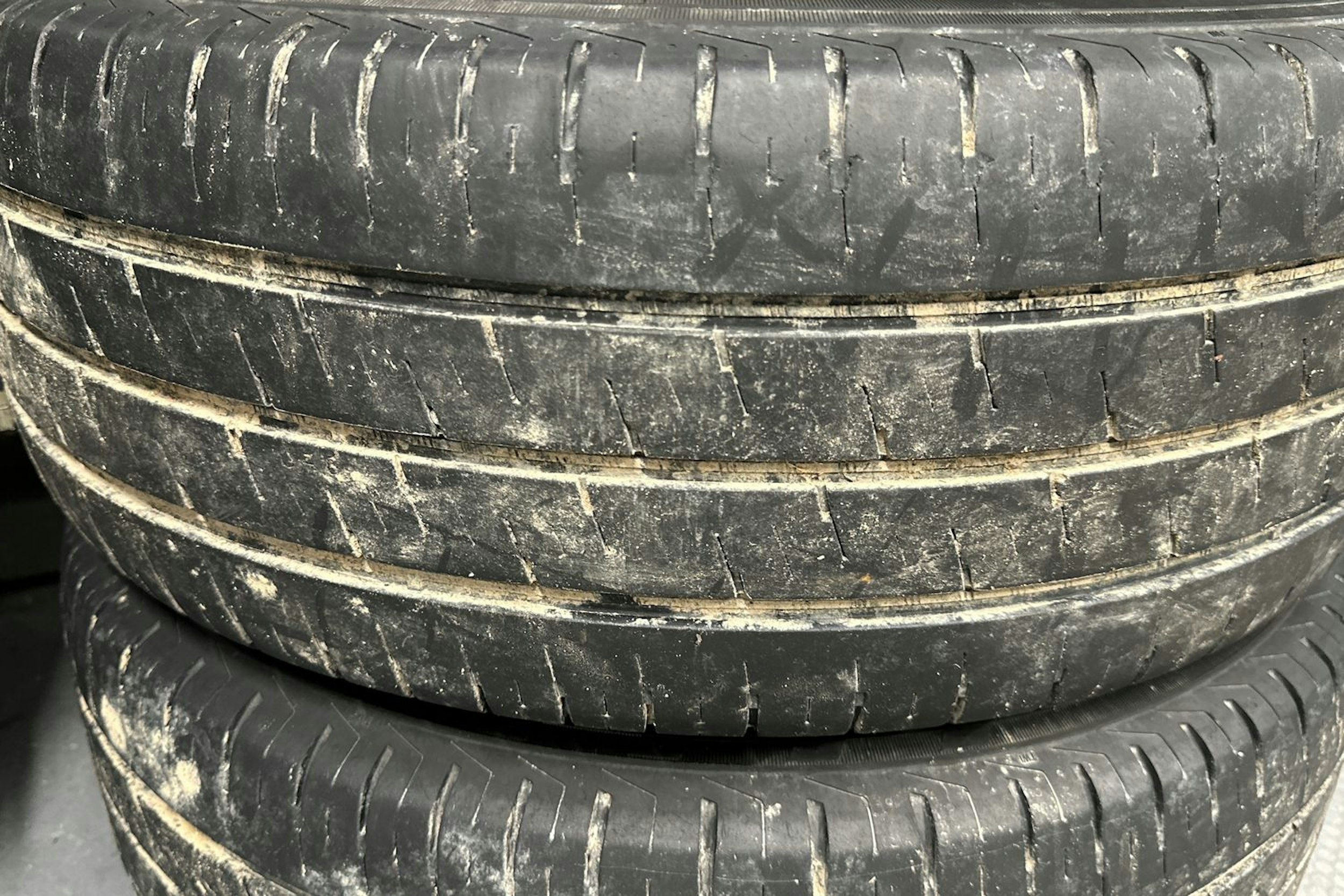 Harmaa Volkswagen CRAFTER 2016 kuva 30.