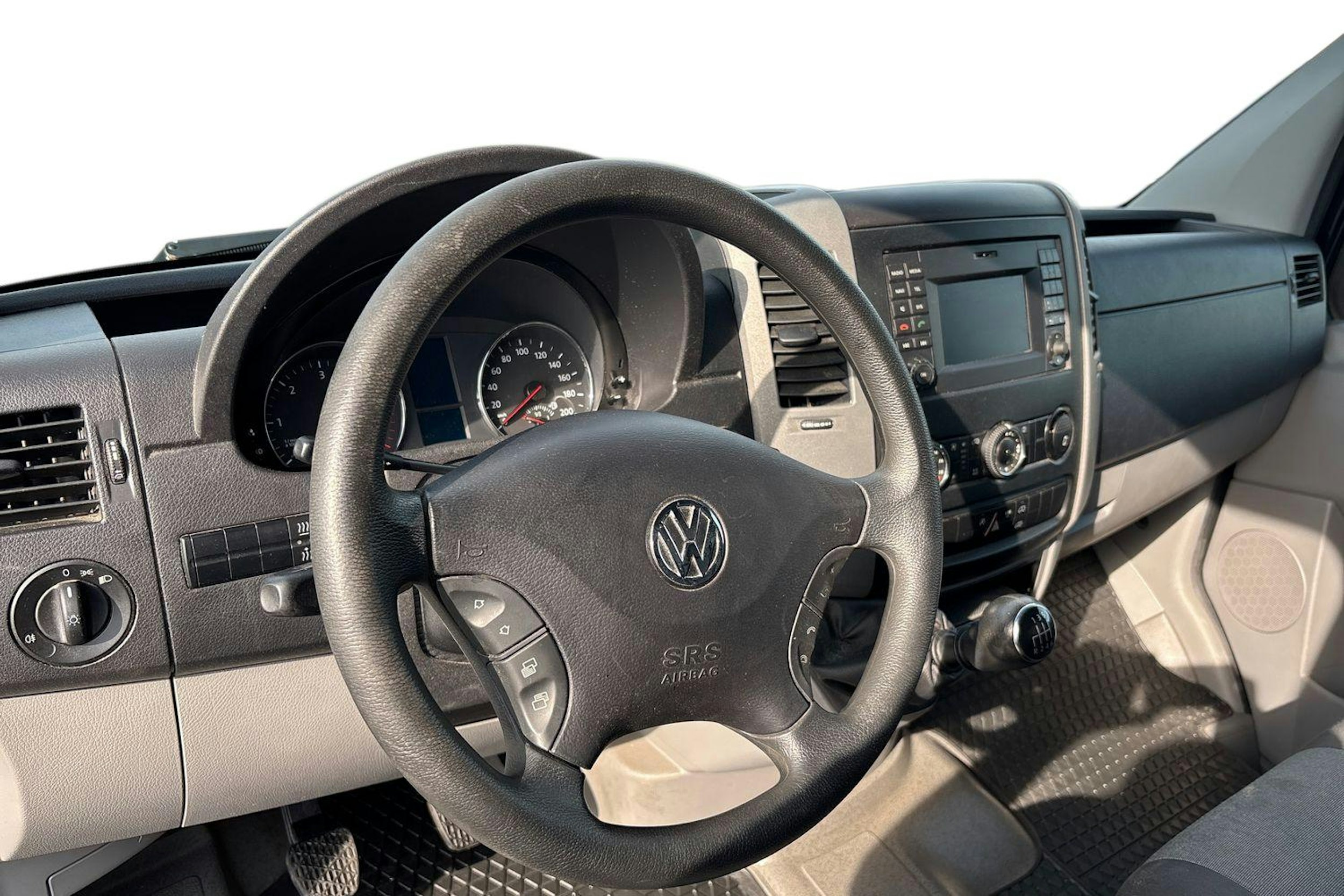 Sininen Volkswagen Crafter 2016 kuva 9.