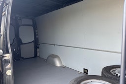 Sininen Volkswagen Crafter 2016 kuva 21.
