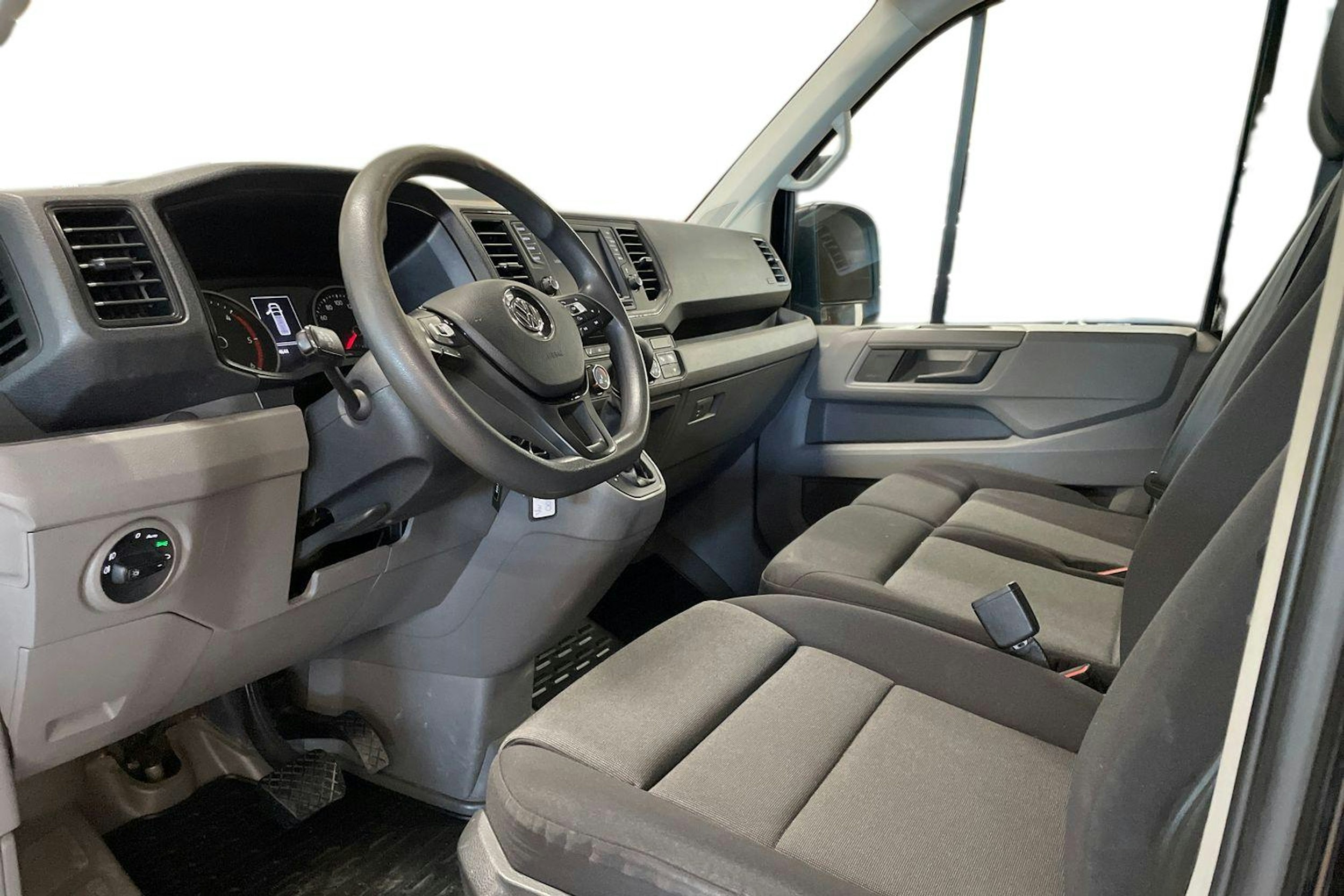 musta Volkswagen Crafter 2017 kuva 7.