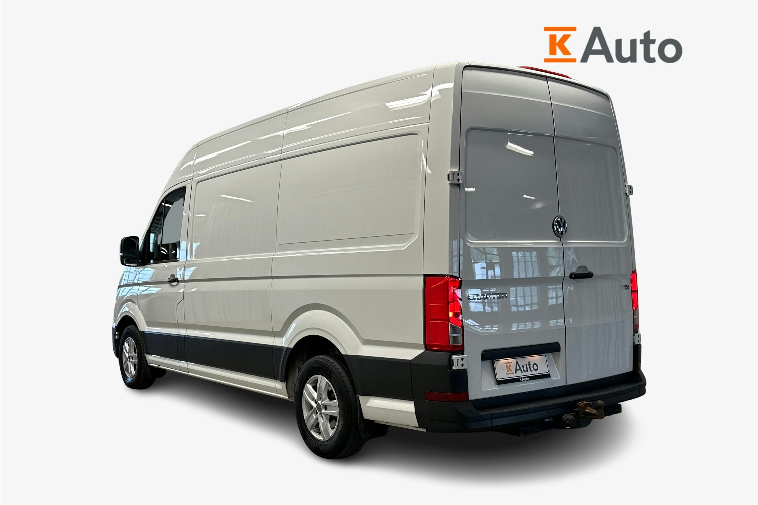 valkoinen Volkswagen Crafter 2017 kuva 2.