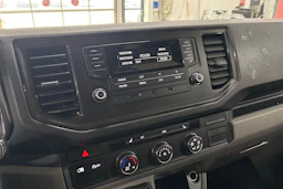 Harmaa Volkswagen CRAFTER 2017 kuva 20.
