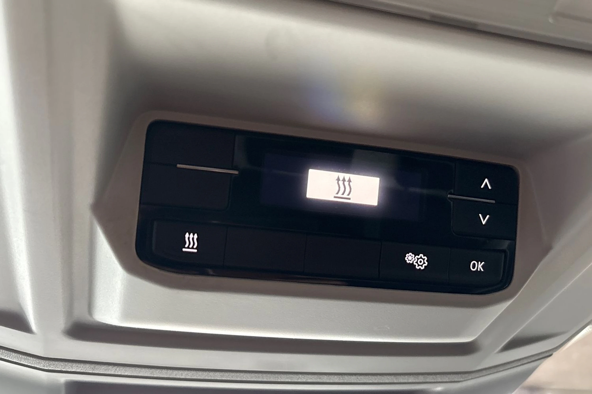 Harmaa Volkswagen CRAFTER 2017 kuva 21.