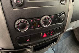 valkoinen Volkswagen Crafter 2017 kuva 15.