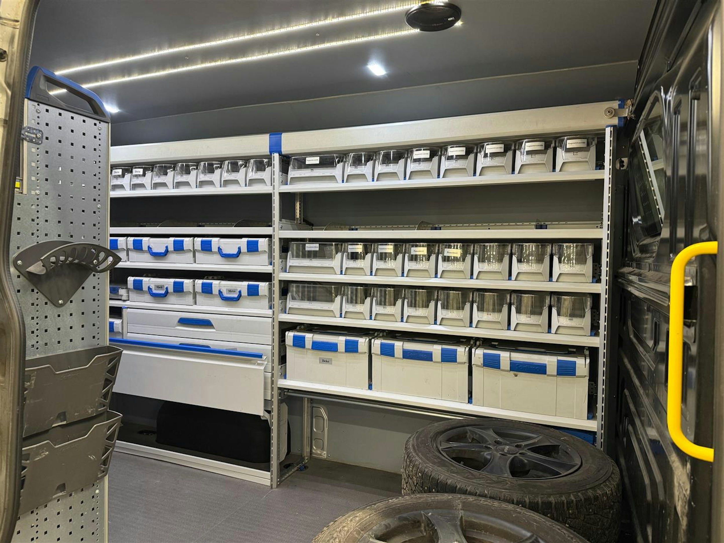 met. hopea Volkswagen Crafter 2017 kuva 4.