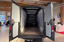 harmaa Volkswagen Crafter 2017 kuva 15.