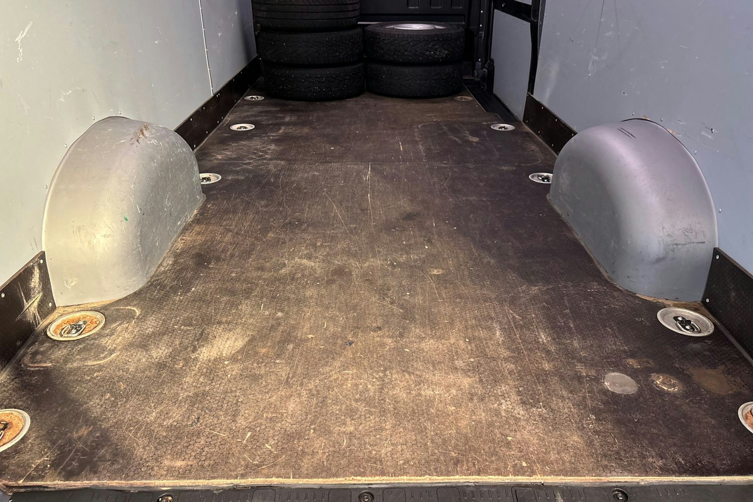 harmaa Volkswagen Crafter 2017 kuva 18.