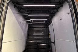 harmaa Volkswagen Crafter 2017 kuva 19.
