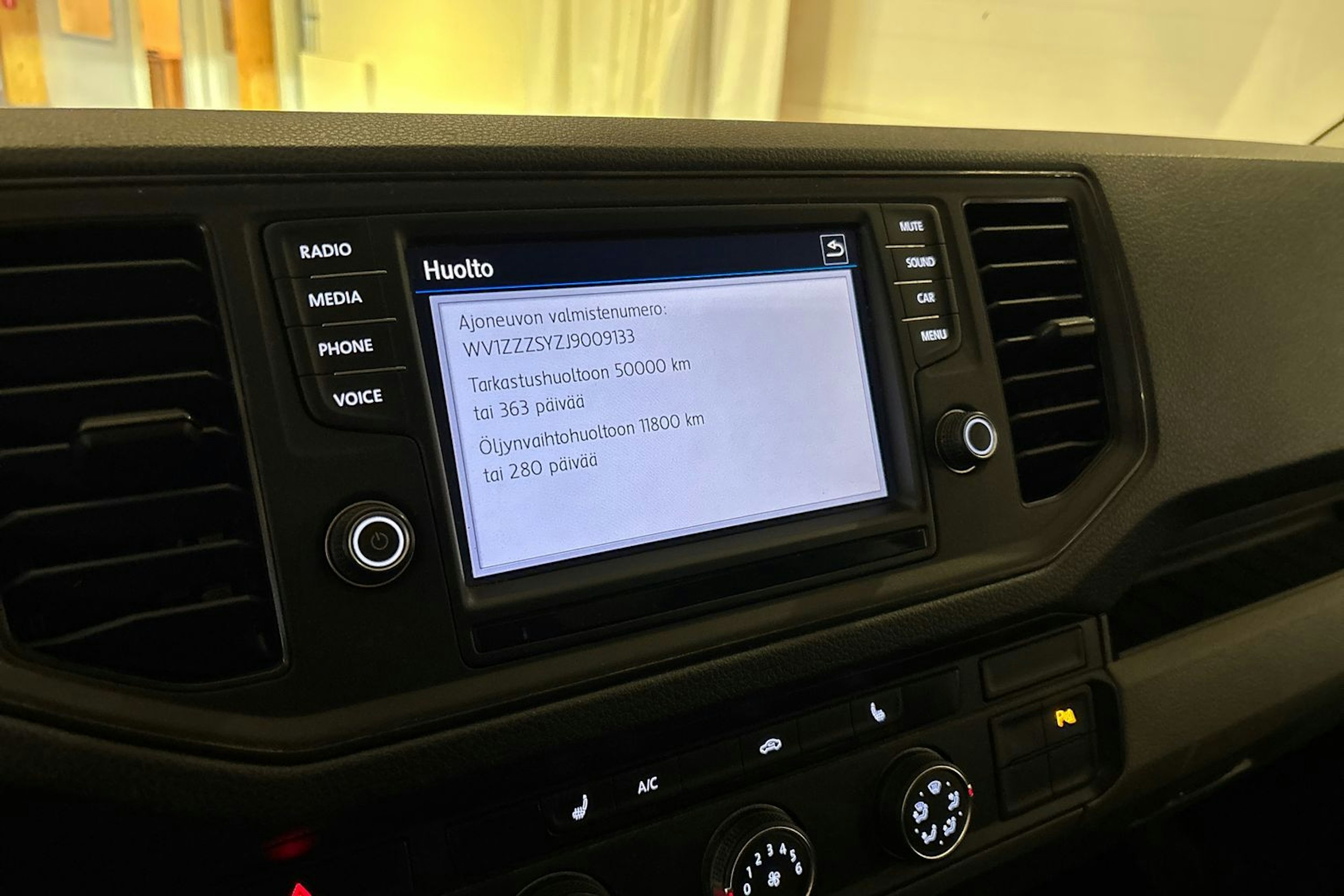 harmaa Volkswagen Crafter 2017 kuva 23.