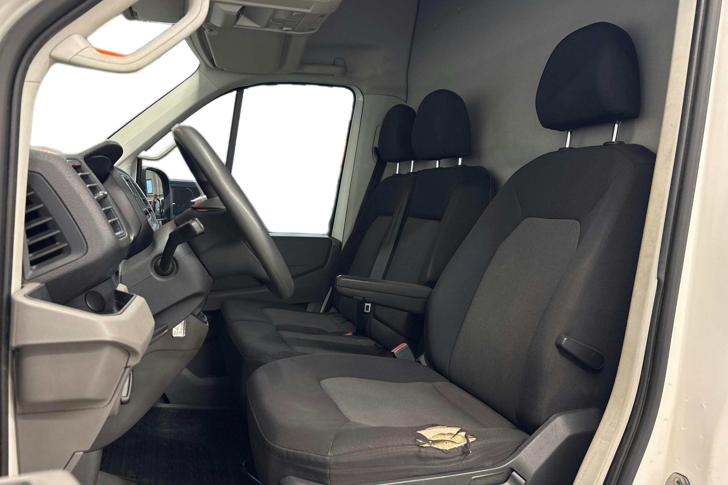 valkoinen Volkswagen Crafter 2017 kuva 9.