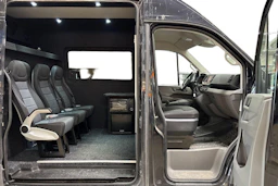 musta Volkswagen Crafter 2017 kuva 3.