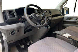 valkoinen Volkswagen Crafter 2017 kuva 3.