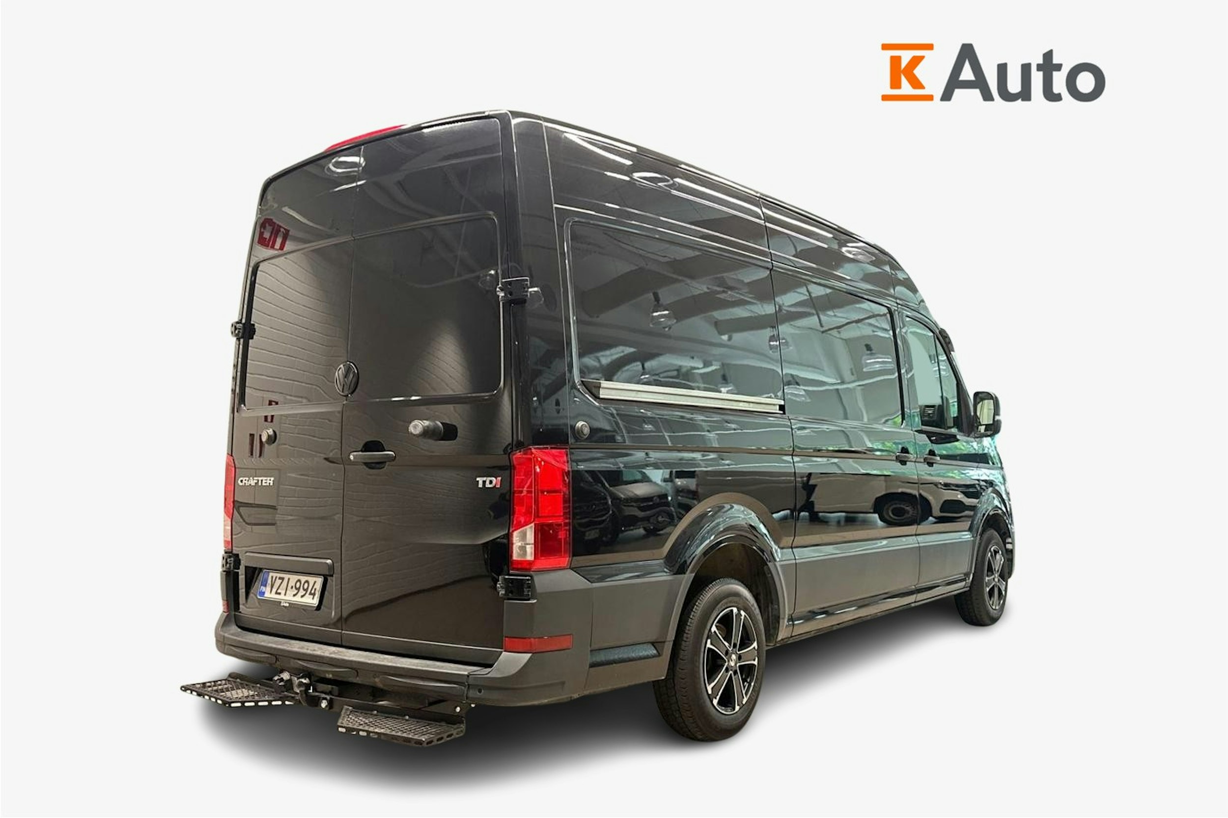 musta Volkswagen Crafter 2017 kuva 2.