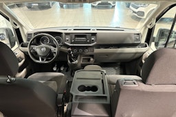 musta Volkswagen Crafter 2017 kuva 13.
