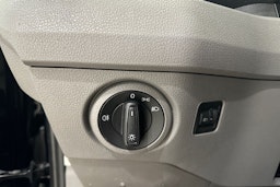 musta Volkswagen Crafter 2017 kuva 20.
