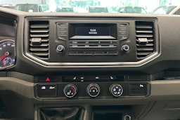 musta Volkswagen Crafter 2017 kuva 23.
