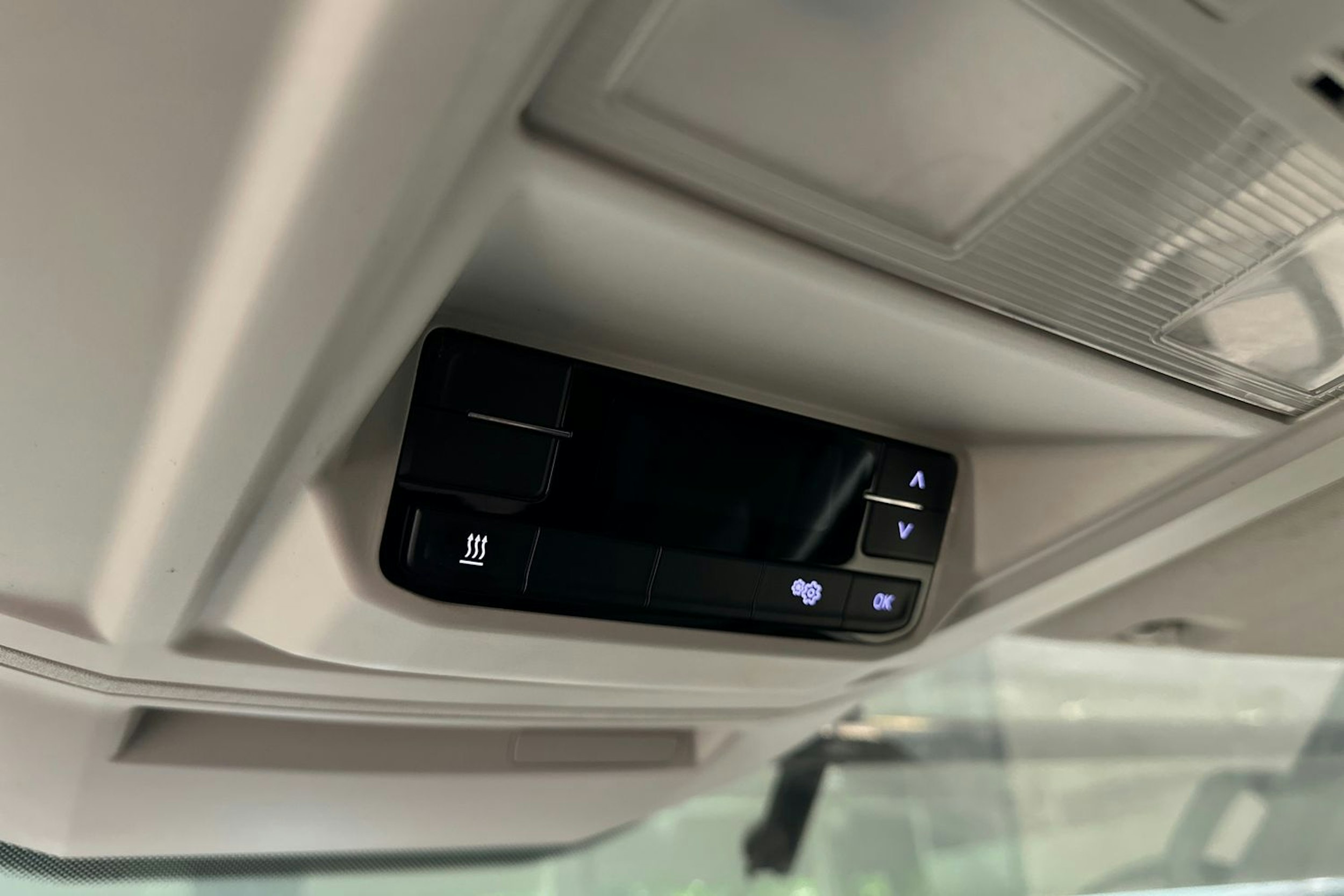musta Volkswagen Crafter 2017 kuva 24.