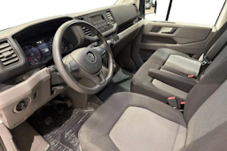 valkoinen Volkswagen Crafter 2017 kuva 8.