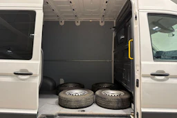 valkoinen Volkswagen Crafter 2017 kuva 18.