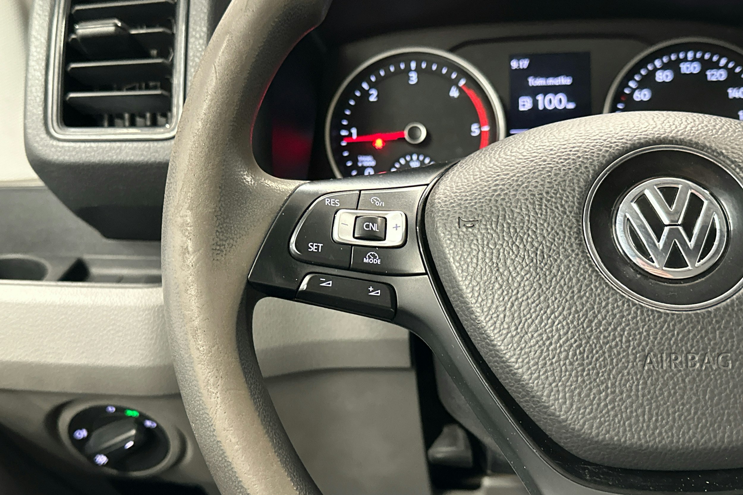 hopea Volkswagen Crafter 2018 kuva 7.