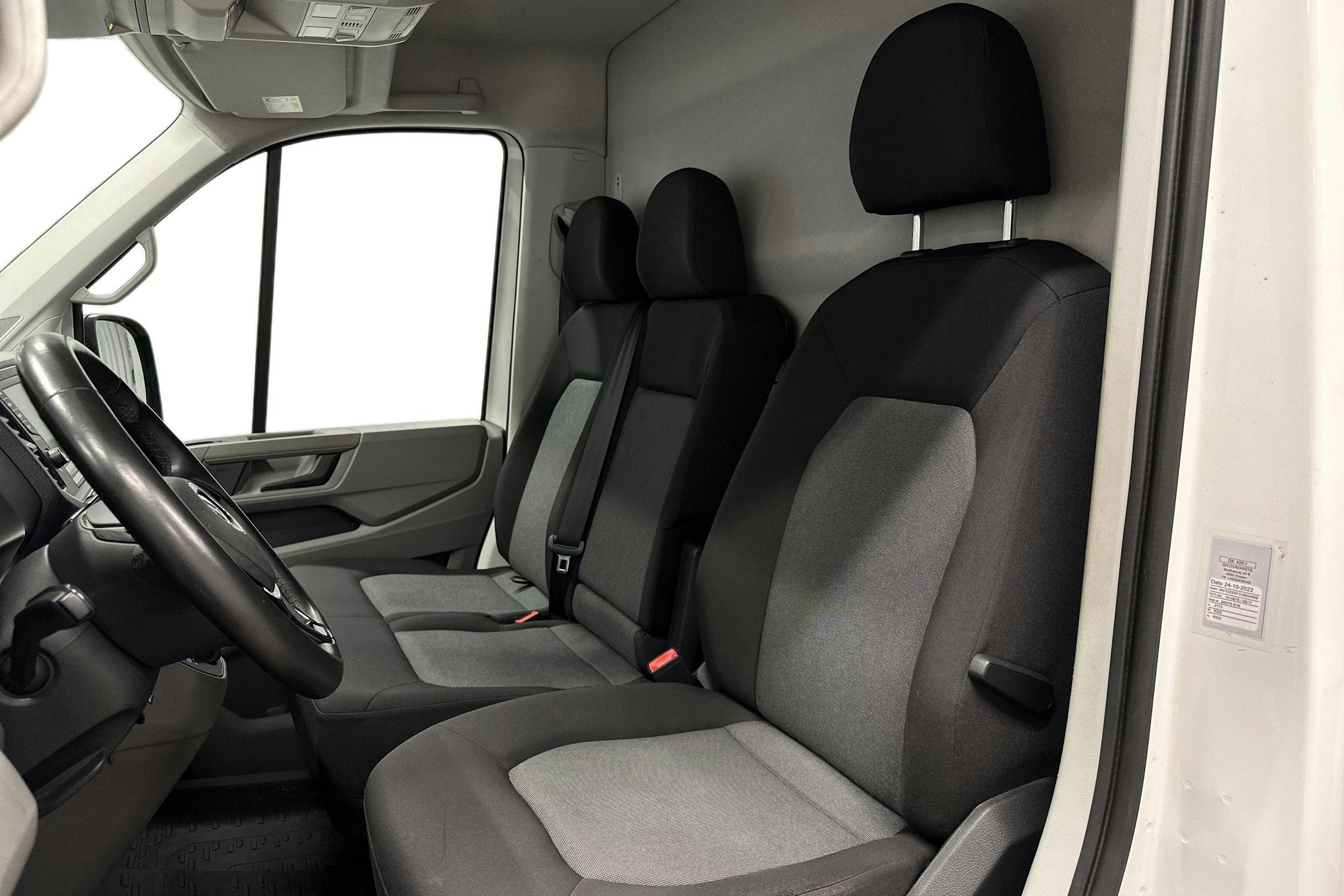 valkoinen Volkswagen Crafter 2018 kuva 8.