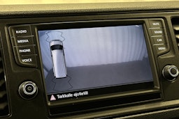 valkoinen Volkswagen Crafter 2018 kuva 20.