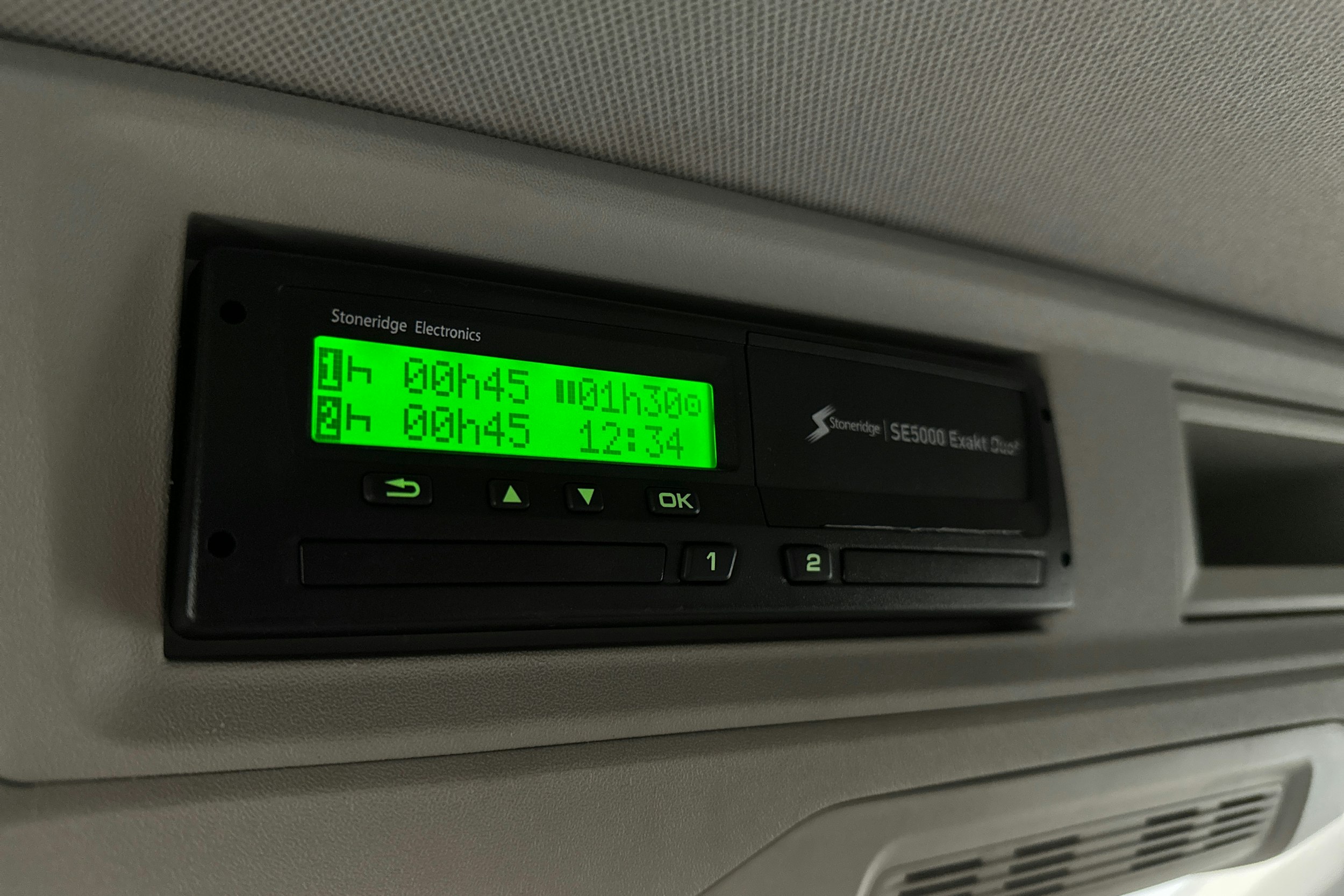 valkoinen Volkswagen Crafter 2018 kuva 22.