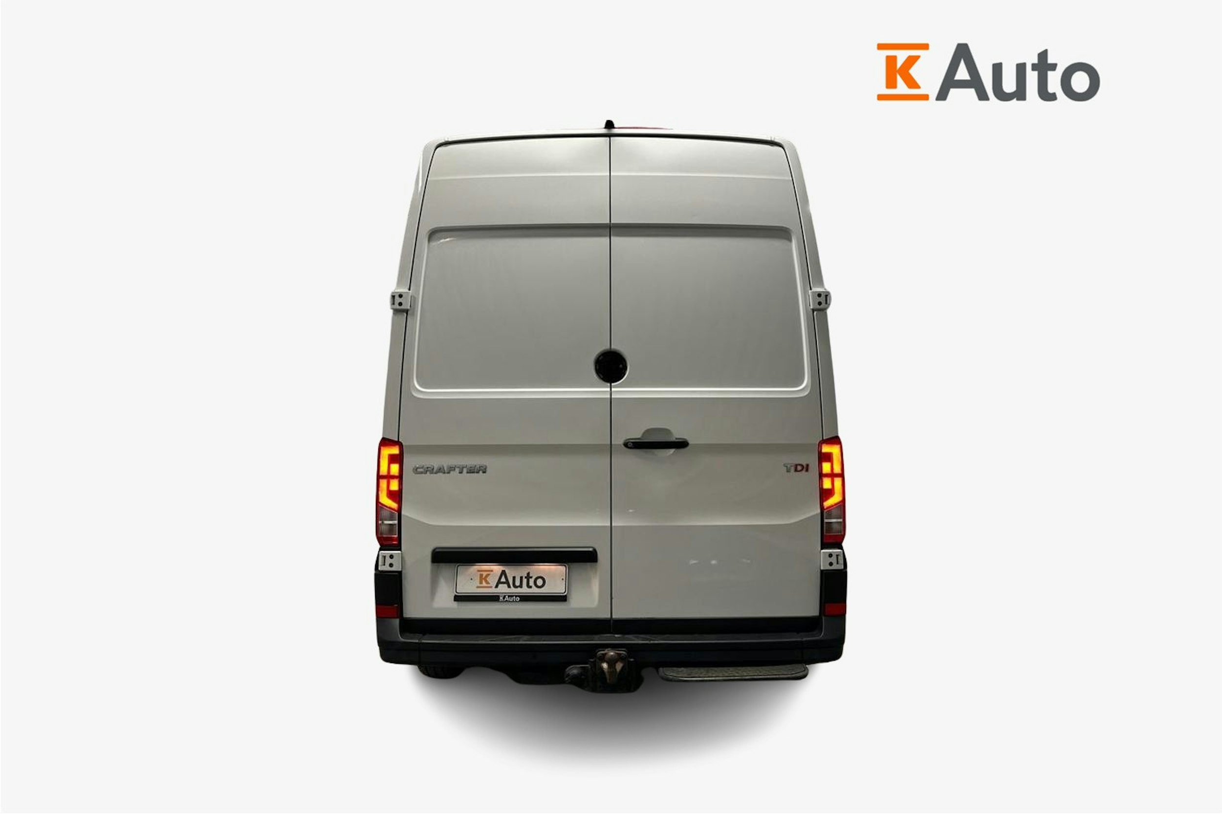 valkoinen Volkswagen Crafter 2018 kuva 3.