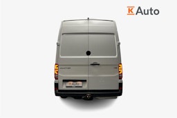 valkoinen Volkswagen Crafter 2018 kuva 3.