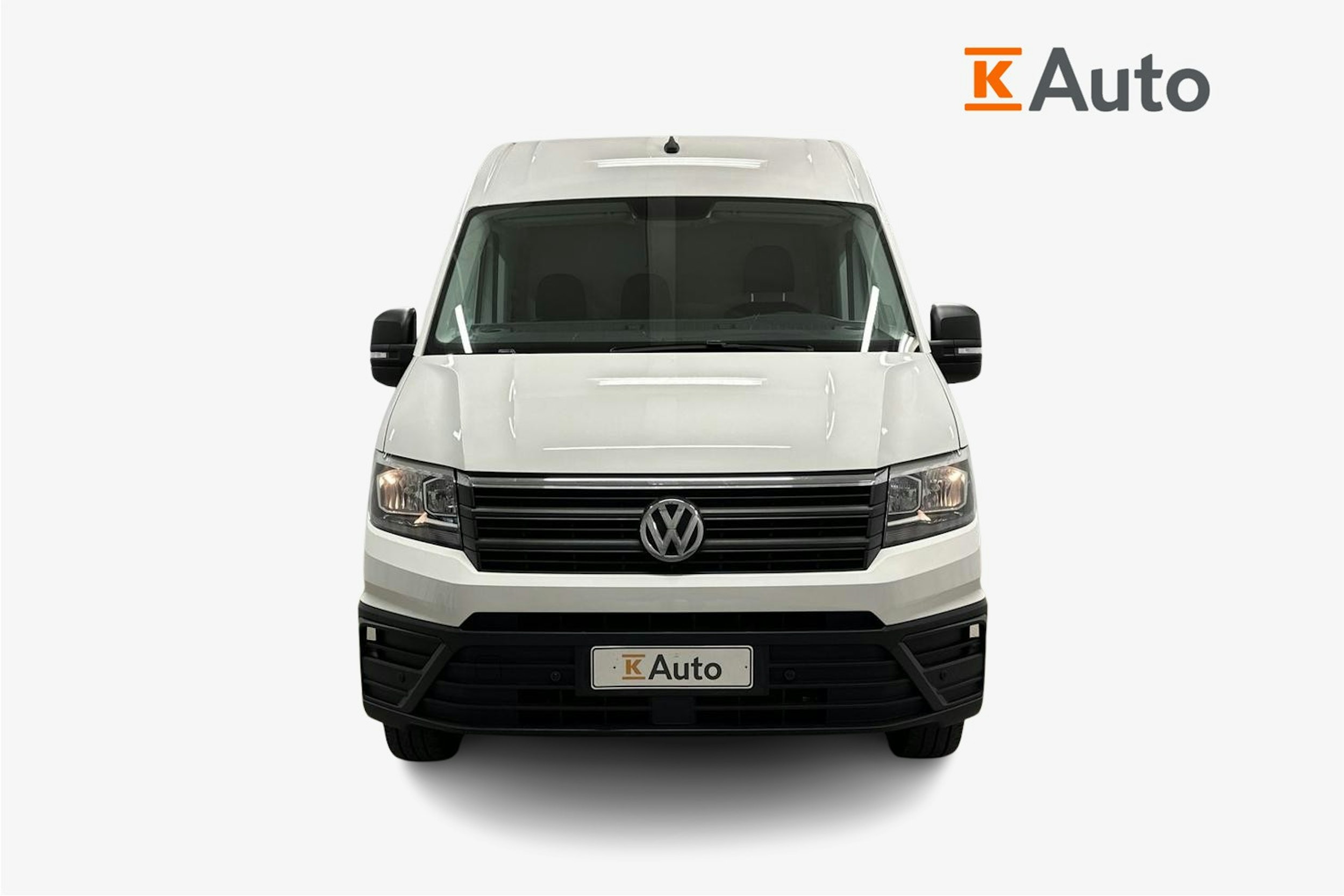 valkoinen Volkswagen Crafter 2018 kuva 4.