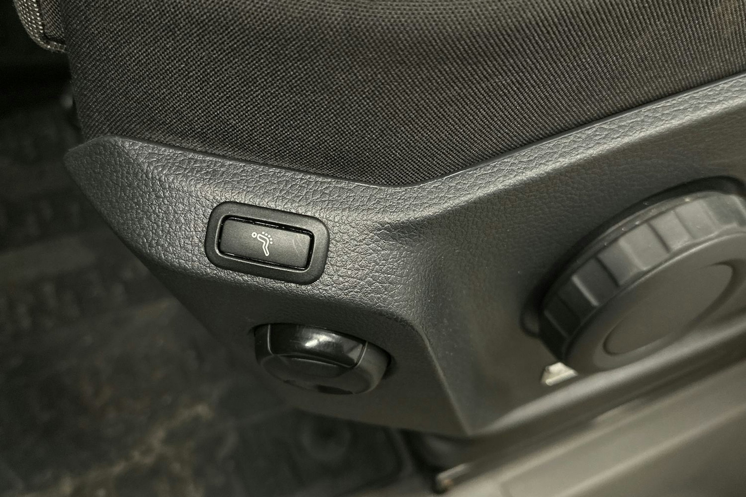 valkoinen Volkswagen Crafter 2018 kuva 13.
